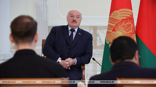 Лукашенко: очнитесь, давайте договариваться – только мир!