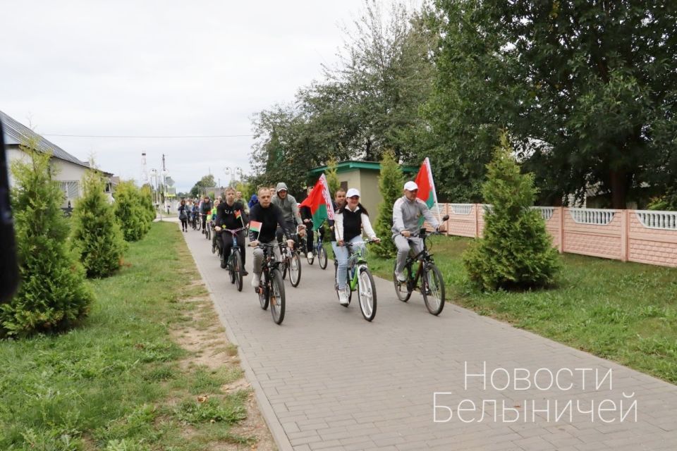БРСМ провел велопробег «Мы – единое целое», посвященный Дню народного единства