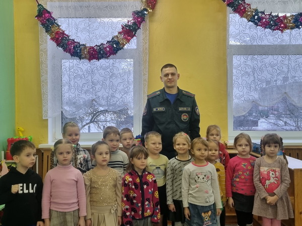 Белыничский РОЧС посетил воспитанников детского сада № 2