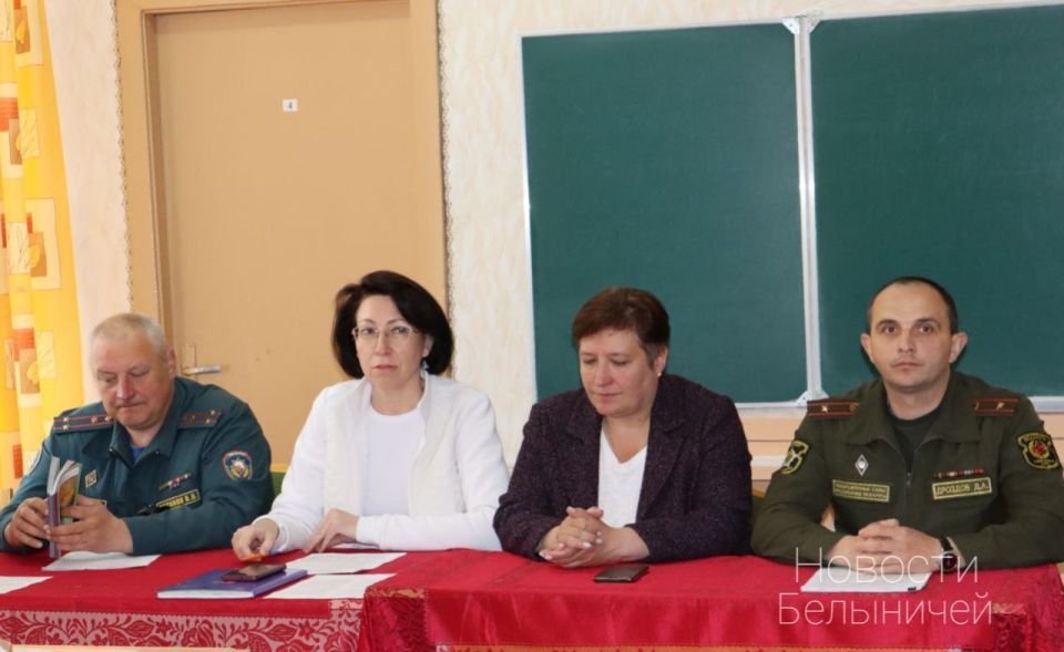В рамках Единого дня информирования в районе прошли встречи информационно-пропагандистских групп райисполкома
