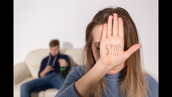 Защита от домашнего насилия: советы по безопасности, которые стоит знать