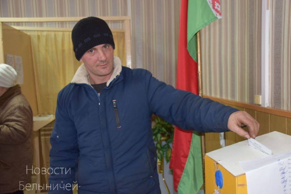 ФОТОФАКТ. 3-й день досрочного голосования в Белыничском районе
