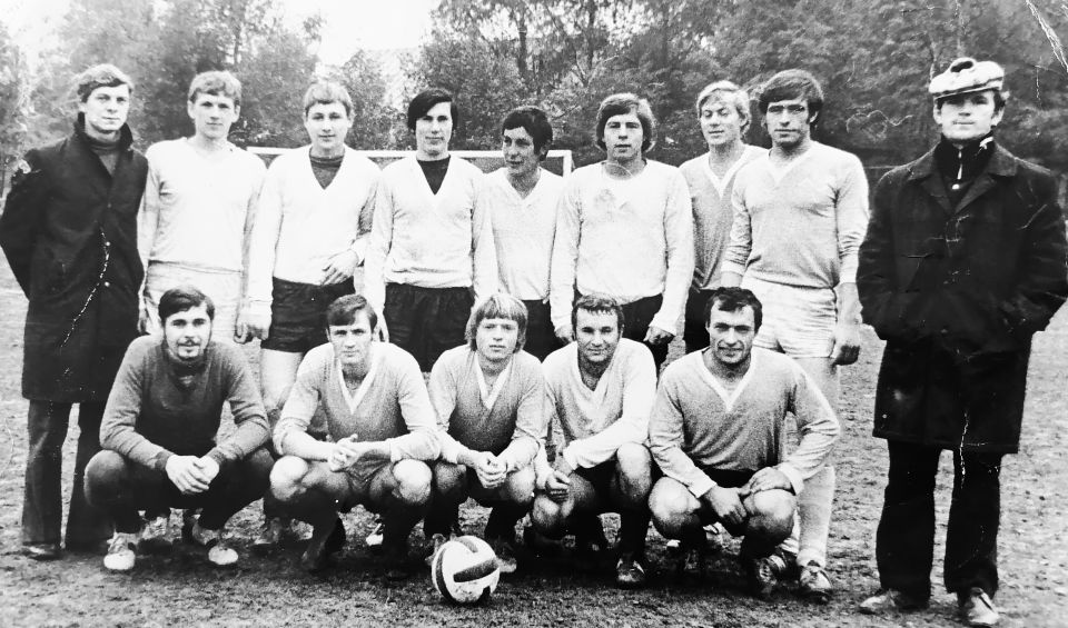 История пишется на футбольном поле!