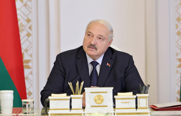 Александр Лукашенко провел кадровое совещание