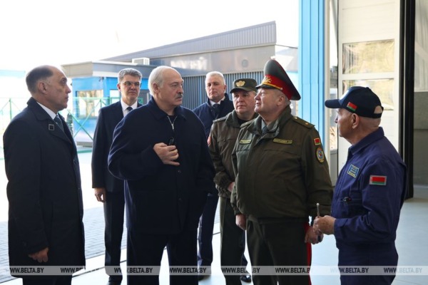 Александр Лукашенко поручил ужесточить подготовку водителей в автошколах