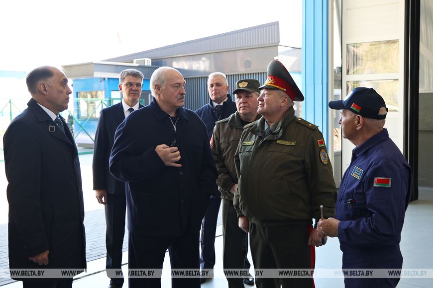 Александр Лукашенко поручил ужесточить подготовку водителей в автошколах