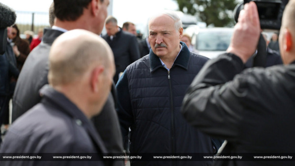 Александр Лукашенко посещает  Гомельскую область