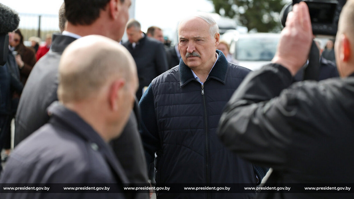 Александр Лукашенко посещает  Гомельскую область