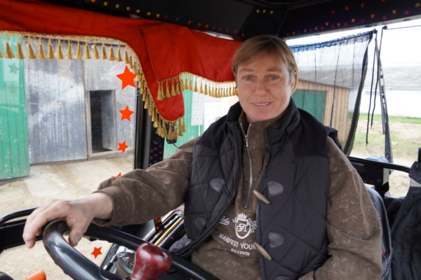 Вишовская «Елена Воробей»: история уникальной женщины-механизатора