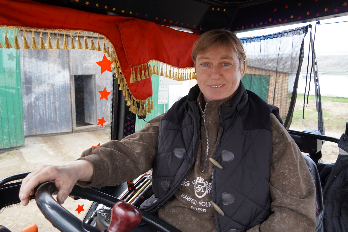 «Вишовская Елена Воробей»: история уникальной женщины-механизатора