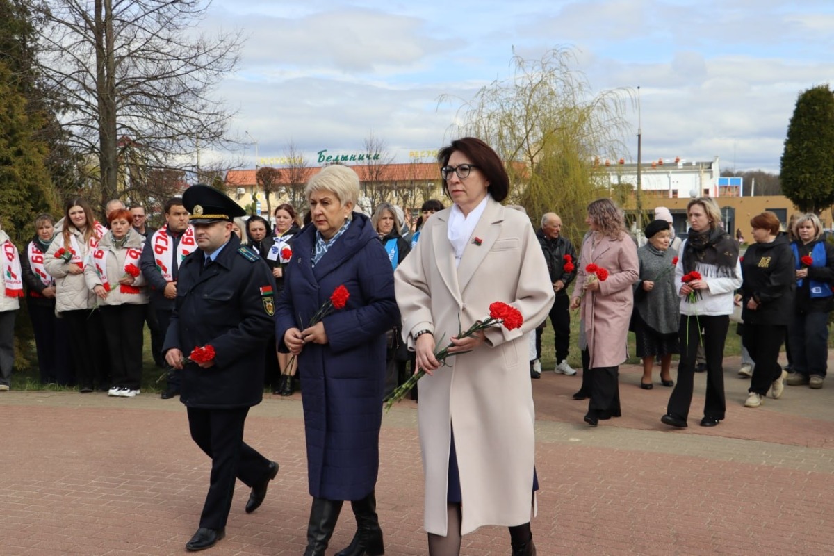 В Белыничах почтили память узников фашистских концлагерей