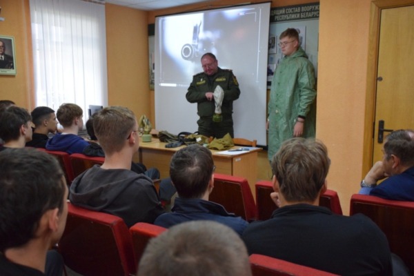 В Белыничах проходят учебно-полевые сборы ребят 10-х классов