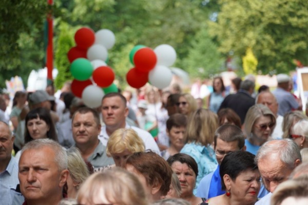 Белыничане отмечают День Независимости Республики Беларусь. Фото