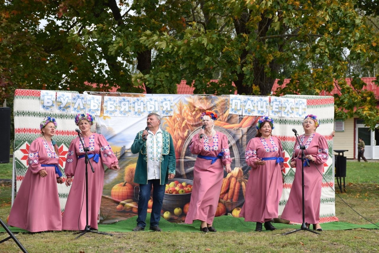 В Головчине прошёл праздник «Бульбяныя пацехі»
